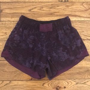 Lululemon Reversible Shorts Sz. 8